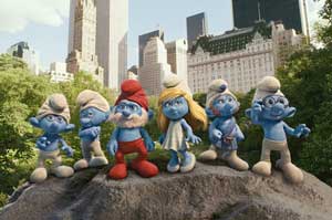 Clumsy, Grouchy, Papa, Smurfette, Gutsy y Brainy Smurf en Central, Nueva York