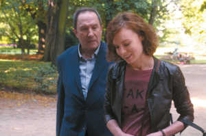 El marido de Nathalie, Heinz (André Marcon), junto a su amante
