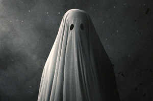 El fantasma impone su presencia en la cinta que dirige David Lowery
