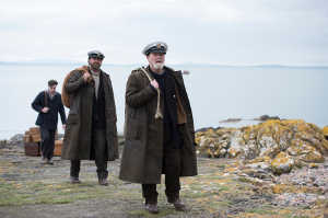 Los tres fareros protagonistas: Thomas Marshall (Peter Mullan), James Ducat (Gerard Butler) y Donald McArthur (Connor Swindells)