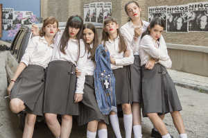 La adolescencia es una poca de rebelda y ms en una educacin religiosa, como se refleja en 'Las nias', dentro de un colegio de monjas de Zaragoza