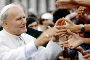 Juan Pablo II, Papa de multitudes