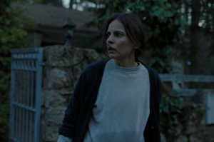 Paula (Elena Anaya) es una futura madre asustada y obsesiva