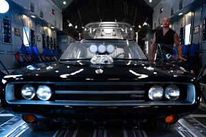 Dom Toretto y su vehculo: un Dodge Charger Daytona Banshee SRT