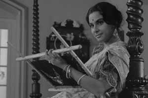 Charulata encerrada en su palacio