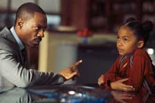 Eddie Murphy (izd) y Yara Shahidi (dcha) Eddie Murphy (izd) y Yara Shahidi (dcha)