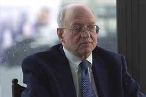 Martin Feldstein, Director, AIG y AIGFP (1988-2009)
