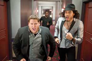 Jonah Hill es Aaron Green y Russell Brand el m�sico Aldous Snow