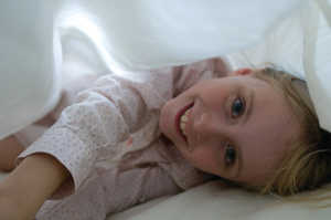 M�lusine Mayance como Sarah