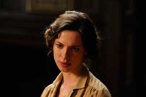 Rebecca Hall como Florence Cathcart