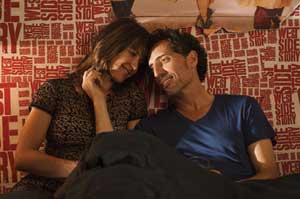 Sophie Marceau como Charlotte Posche y Gad Elmaleh como Sacha Keller Sophie Marceau como Charlotte Posche y Gad Elmaleh como Sacha Keller