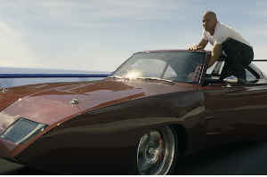 Toretto (Vin Diesel) en acci&oacute;n