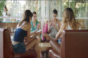 Ociosidad adolescente. Pel�cula 'K�kszak�ll�'