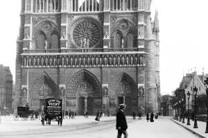 Los hermanos Lumi�re tambi�n se interesaron por la arquitectura: Notre-Dame, Par�s
