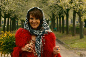 Fanny Ardant es Lola Chekib, antes Farid Chekib Fanny Ardant es Lola Chekib, antes Farid Chekib