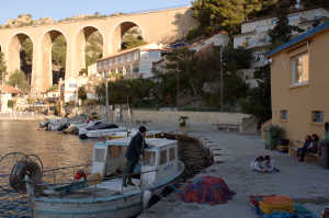 Viaducto situado en la localidad francesa de Calanque de M�jean