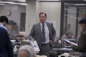 Ben Bradlee (Tom Hanks) en la redacci�n de The Washington Post