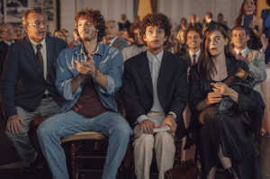 De izquierda a derecha: Luciano Ambrogi (Giovanni Toscano), Antonino Scordia (Mauro Lamantia) y Eugenia Malaspina (Irene Vetere)