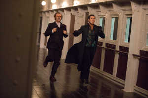Holmes y Watson a la carrera en una de sus muchas meteduras de pata