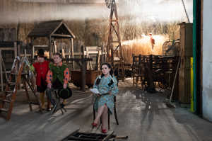 Gatsby Welles (Timoth&eacute;e Chalamet) junto a su novia, Ashleigh Enright (Elle Fanning), preparando un d&iacute;a de ensue&ntilde;o