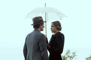 Martin Eden (Luca Marinelli) junto Elena Orsini (Jessica Cressy), el amor que le inculcar� el inter�s por la literatura