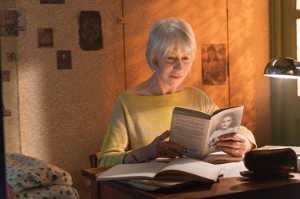 Helen Mirren reflexiona sobre los textos del 'Diario de Ana Frank'