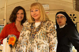 Paulette y Marie-Th�r�se con Gilberte Van der Beck en el centro de la imagen