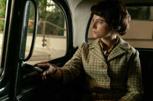 Sheila Wynne (Jessie Buckley), la esposa de Greville Wynne