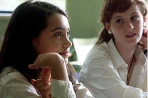 Brisa y Celia se convierten en amigas inseparables