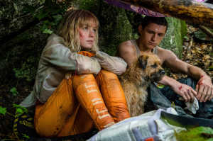 Viola (Daisy Ridley) y Todd (Tom Holland)