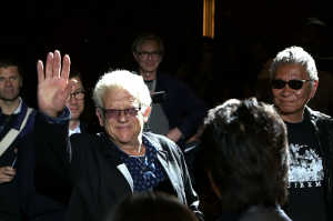 Jeremy Thomas junto al director Takashi Miike en el Festival de Cannes