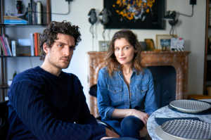 Marianne (Laetitia Casta) y su marido Abel (Louis Garrel)