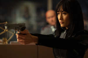 Maggie Q como Anna, la alumna aventajada de Moody