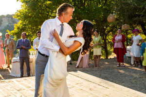 Tony Quentin y su hija Maria Rodriguez (Louna Espinosa)