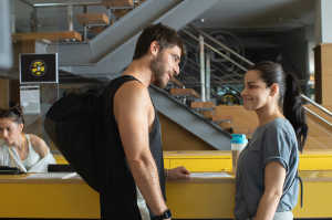 �lex junto a Blanca (Maite Perroni), la hermana de David