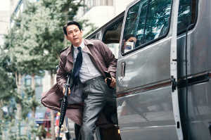 Park Pyong-ho (LEE Jung Jae) en acción Park Pyong-ho (LEE Jung Jae) en acción