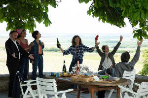 'Champagne!' es una celebraci�n entre amigos