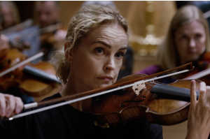 Sharon Goodnow (Nina Hoss), compa�era sentimental de Lydia