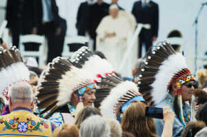 La multiculturlalidad con el papa La multiculturlalidad con el papa