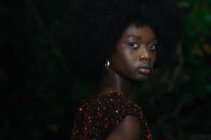 Udoka (Laetitia Ky), hermana de Jomo