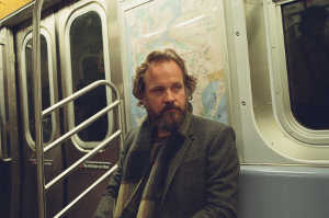 Saul Shapiro (Peter Sarsgaard)