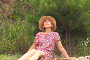Iris (Isabelle Huppert)