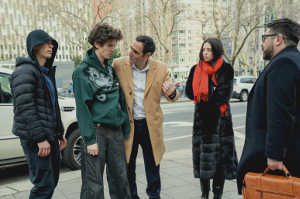 Ivan ante la reprimenda de Toros junto a Ani, Igor y el abogado de la familia Ivan ante la reprimenda de Toros junto a Ani, Igor y el abogado de la familia
