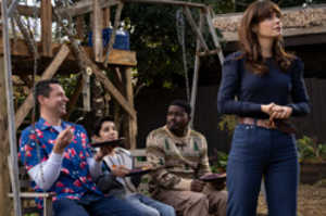 Harold, Mel, Moose y Terry (Zooey Deschanel), la madre de Mel
