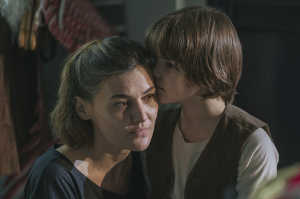 Ana (Marta Nieto) y Son (Noa �lvarez)
