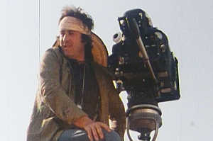 Bernardo Bertolucci durante uno de sus rodajes Bernardo Bertolucci durante uno de sus rodajes