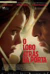 Cartel de la pel&iacute;cula "El lobo detr&aacute;s de la puerta"