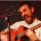 �ngel C�ceres, guitarra de Ombligo